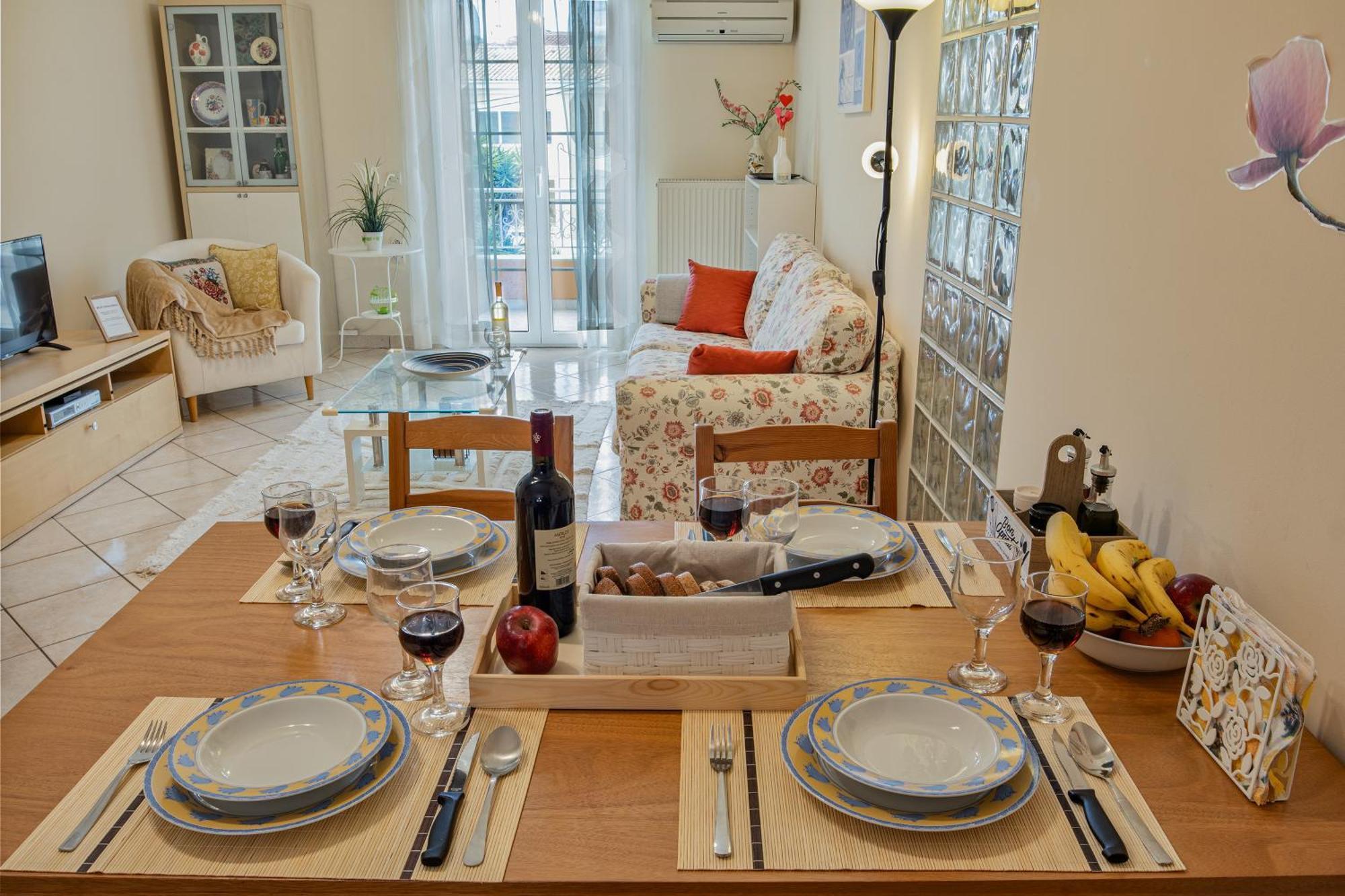 House Of Velenia - 2 Bedroom Apartment Near Old Town, Airport And Bus Station コルフ島 エクステリア 写真