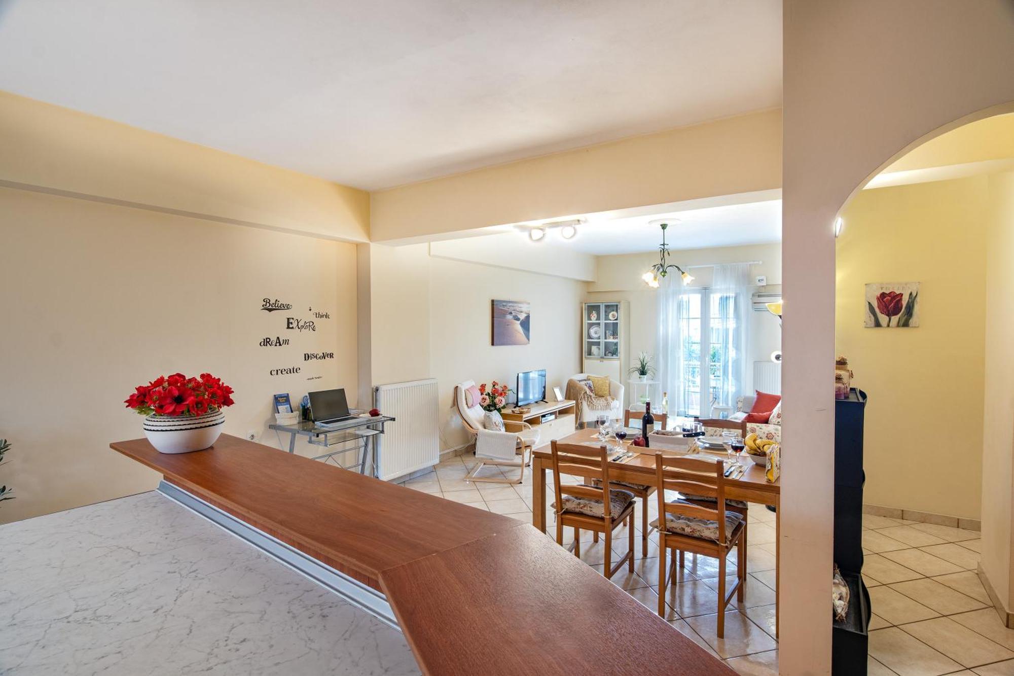 House Of Velenia - 2 Bedroom Apartment Near Old Town, Airport And Bus Station コルフ島 エクステリア 写真