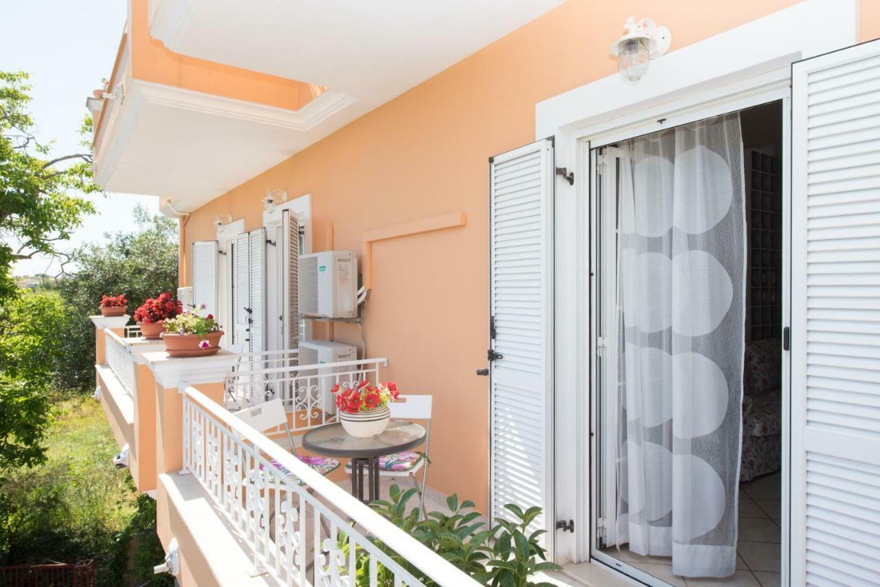 House Of Velenia - 2 Bedroom Apartment Near Old Town, Airport And Bus Station コルフ島 エクステリア 写真